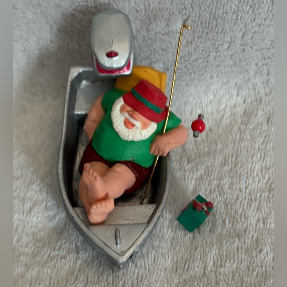 1992 GONE WISHIN' Hallmark Keepsake Christmas Clip On Ornament In Box - Picture 2 of 16